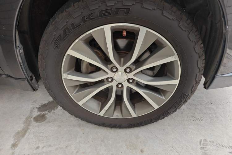 Used Subaru Outback 2012 2.5i Sport Edition Right Front Wheel Hub