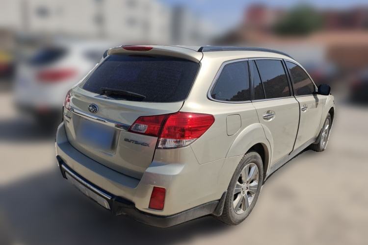 Used Subaru Outback 2012 2.5i Luxury Edition Rear Right 45 Deg