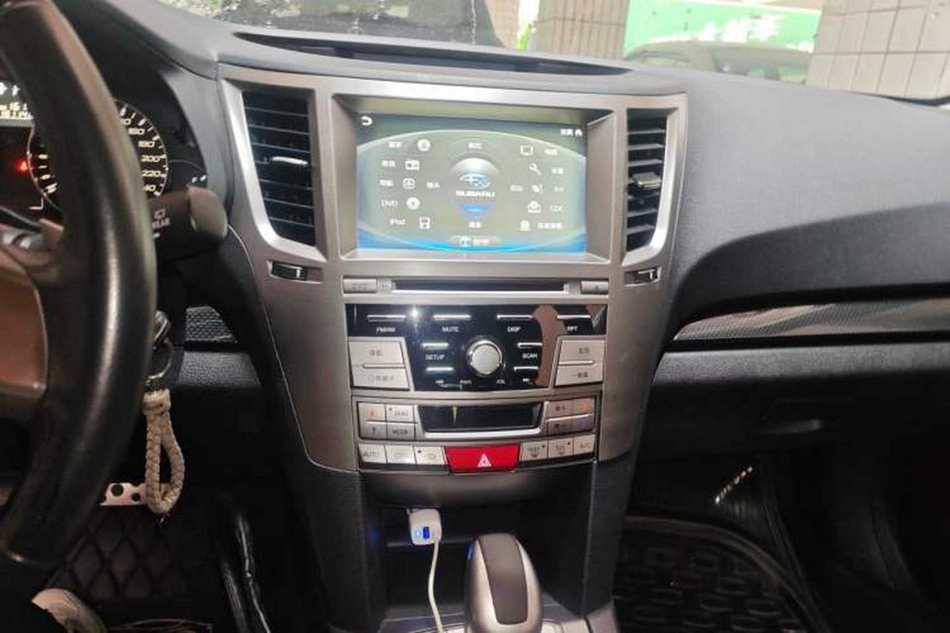 Used Subaru Outback 2012 2.5i Sport Edition Audio And AC Panel