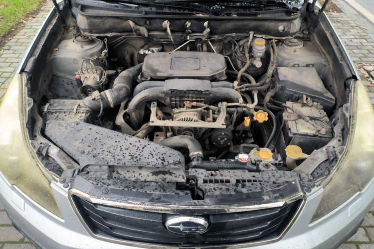 Used Subaru Outback 2012 2.5i Sport Edition Engine Bay