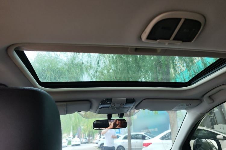 Used Subaru Outback 2012 2.5i Luxury Edition Headliner