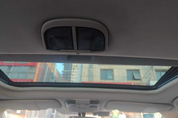 Used Subaru Outback 2012 2.5i Sport Edition Headliner