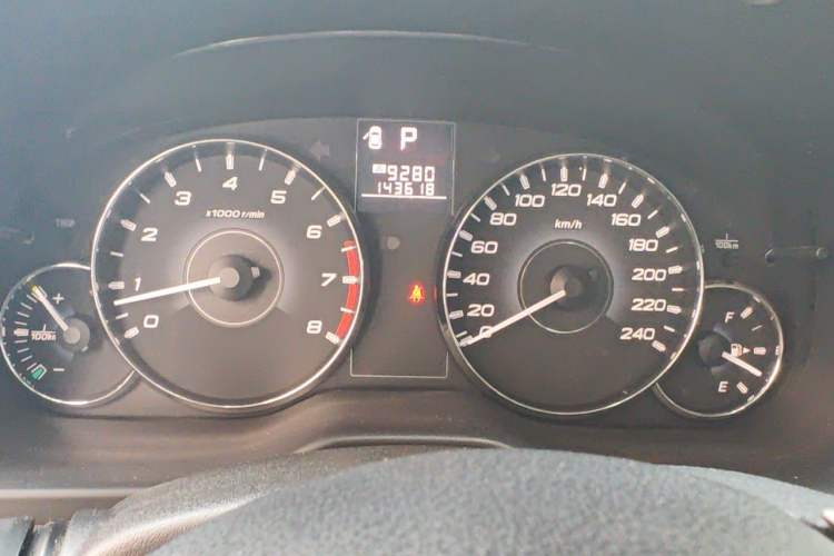 Used Subaru Outback 2012 2.5i Luxury Edition Instrument Cluster