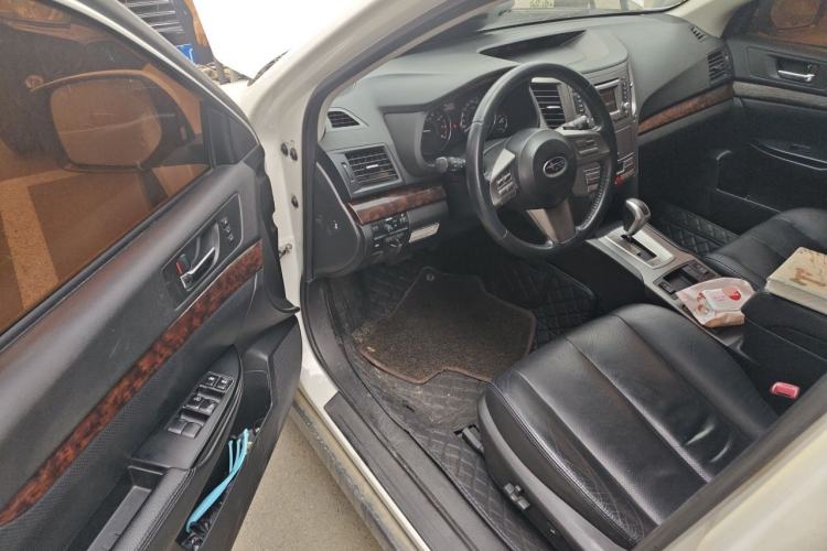 Used Subaru Outback 2012 2.5i Luxury Edition Driver Seat
