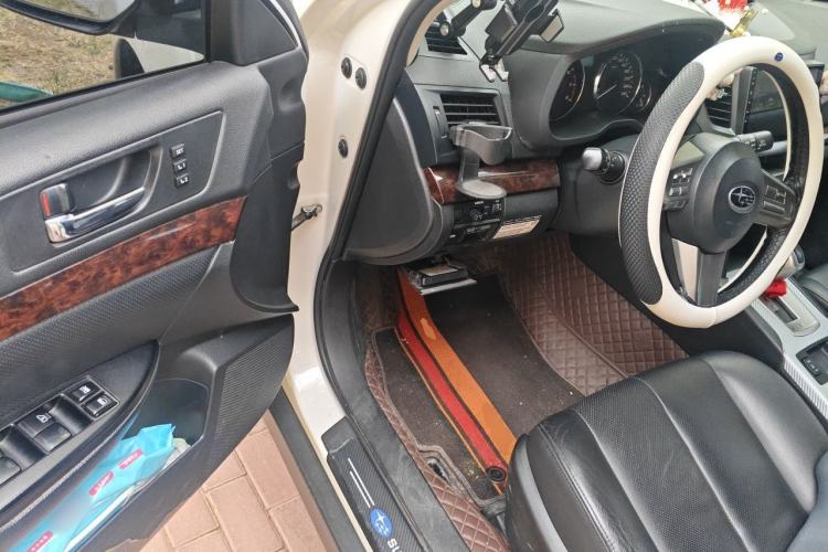 Used Subaru Outback 2012 2.5i Luxury Edition Driver Seat