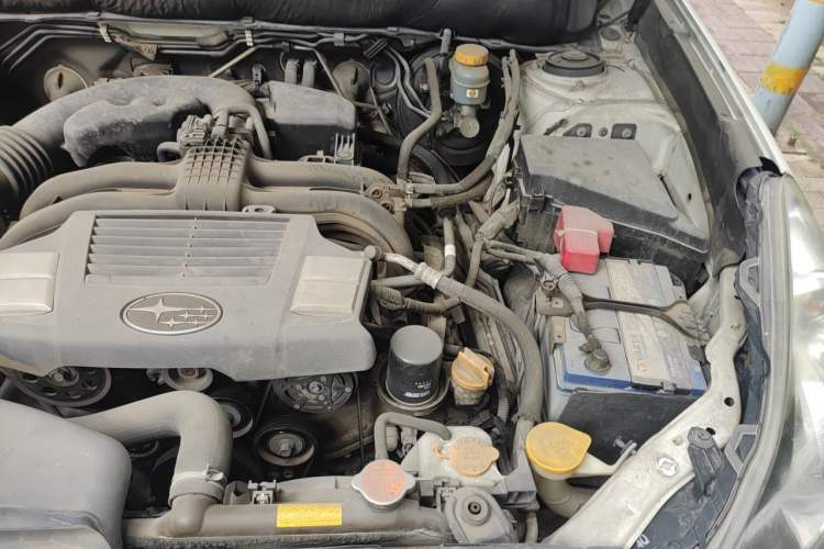 Used Subaru Outback 2012 2.5i Sport Edition Engine Bay Left