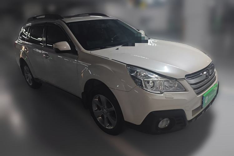 Used Subaru Outback 2012 2.5i Luxury Edition Front Right 45 Deg