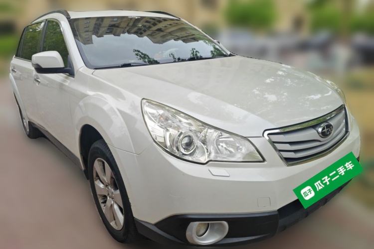 Used Subaru Outback 2012 2.5i Luxury Edition Front Right 45 Deg