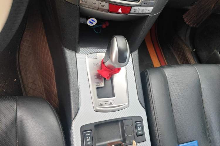 Used Subaru Outback 2012 2.5i Luxury Edition Gear Lever
