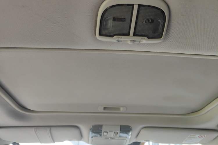 Used Subaru Outback 2012 2.5i Sport Edition Headliner