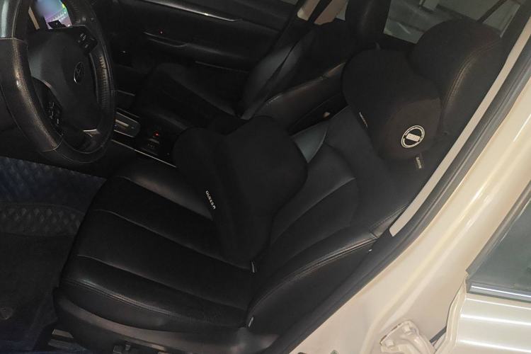 Used Subaru Outback 2012 2.5i Luxury Edition Left Front Seat