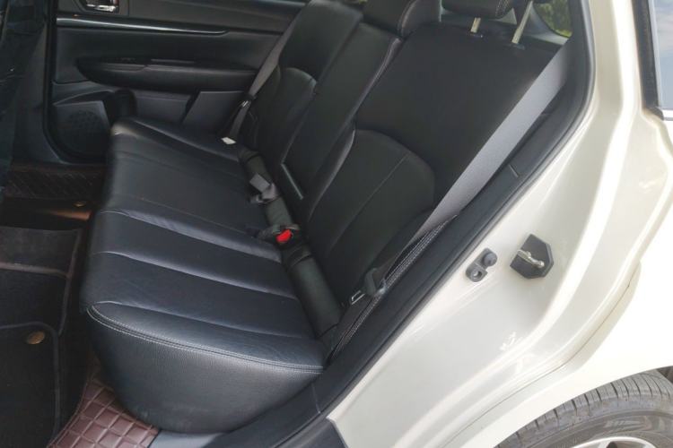 Used Subaru Outback 2012 2.5i Luxury Edition Left Rear Seat