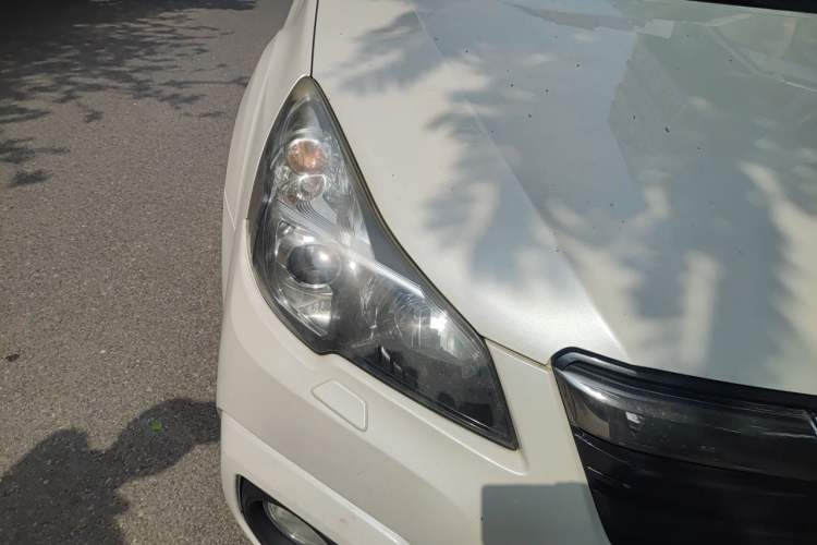 Used Subaru Outback 2012 2.5i Sport Edition Right Front Headlight