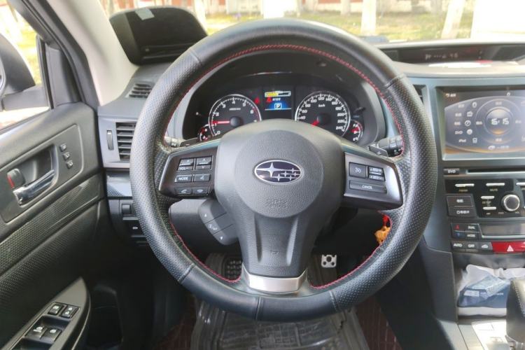 Used Subaru Outback 2012 2.5i Luxury Edition Steering Wheel