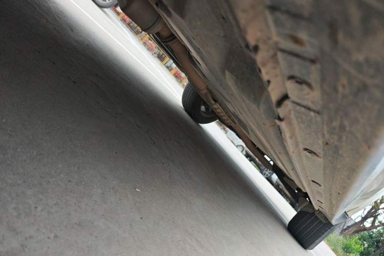 Used Subaru Outback 2012 2.5i Luxury Edition Chassis Front Left