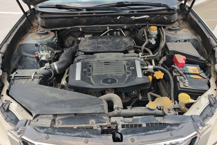 Used Subaru Outback 2012 2.5i Luxury Edition Engine Bay