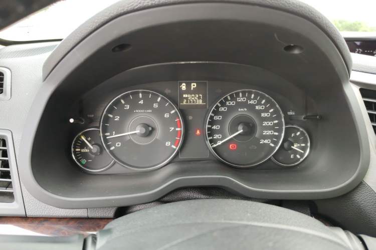 Used Subaru Outback 2012 2.5i Luxury Edition Instrument Cluster