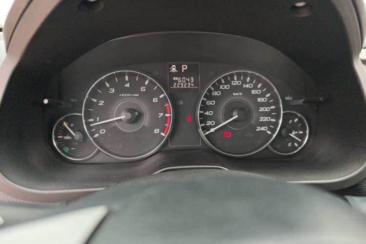 Used Subaru Outback 2012 2.5i Luxury Edition Instrument Cluster
