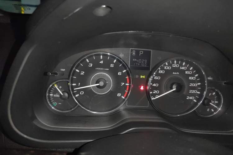 Used Subaru Outback 2012 2.5i Luxury Edition Instrument Cluster