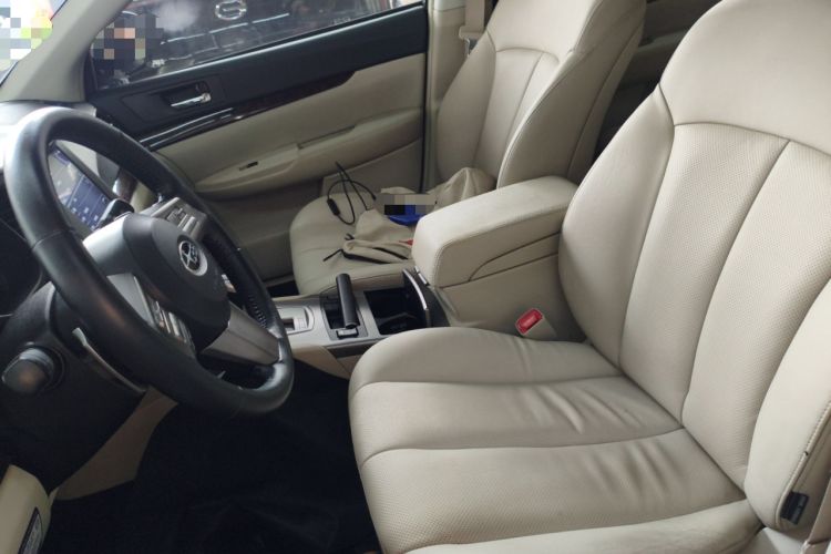 Used Subaru Outback 2012 2.5i Luxury Edition Left Front Seat