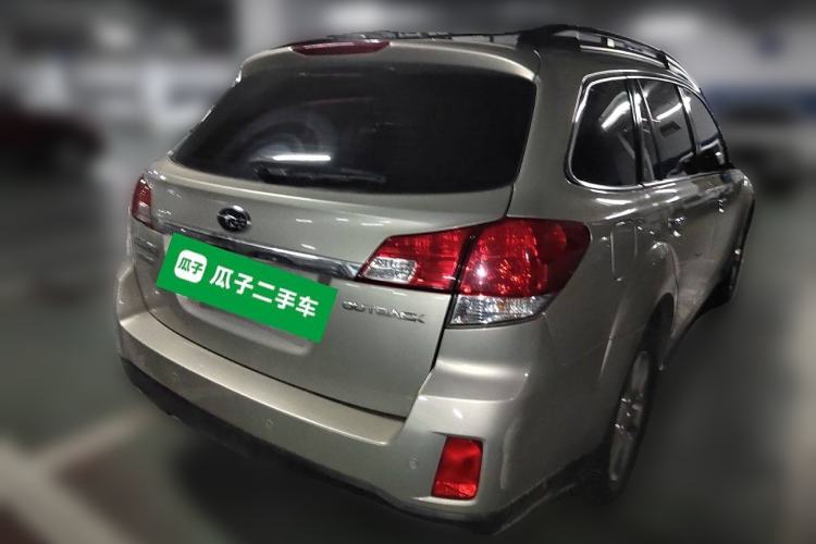 Used Subaru Outback 2012 2.5i Luxury Edition Rear Right 45 Deg