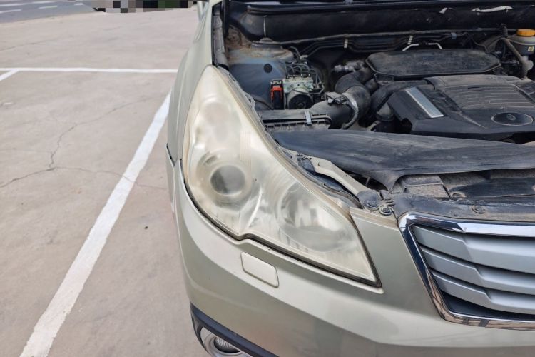 Used Subaru Outback 2012 2.5i Luxury Edition Right Front Headlight