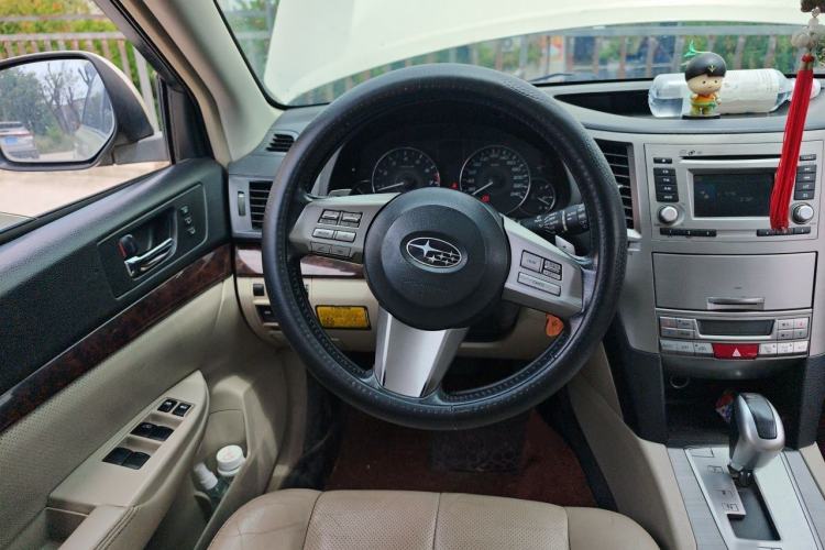 Used Subaru Outback 2012 2.5i Luxury Edition Steering Wheel