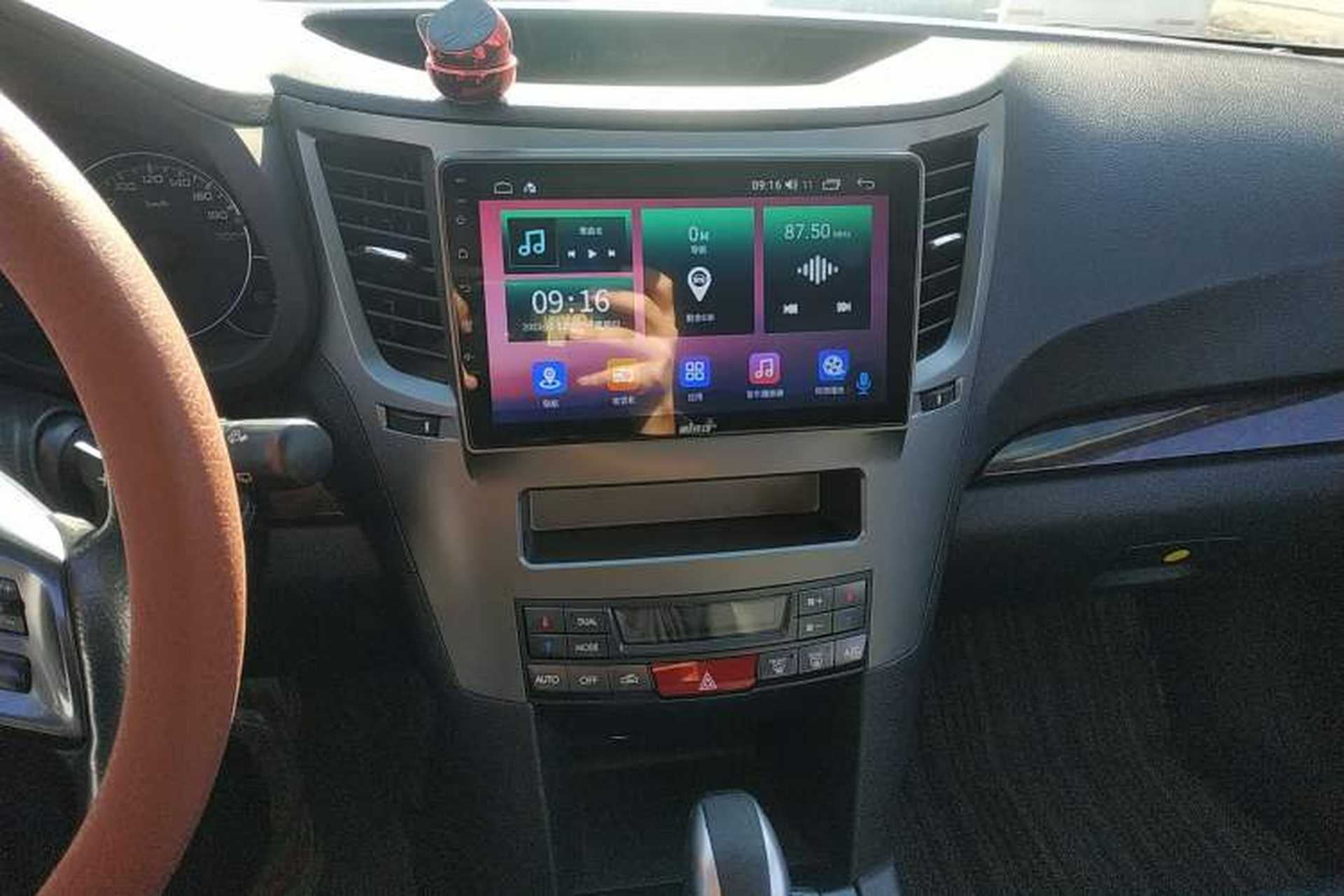 Used Subaru Outback 2013 2.5i Luxury Edition Audio And AC Panel
