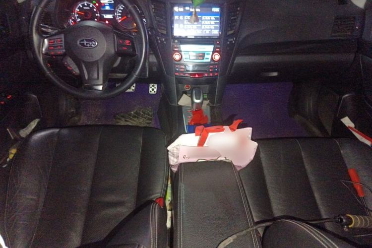 Used Subaru Outback 2013 2.5i Sport Edition Center Console