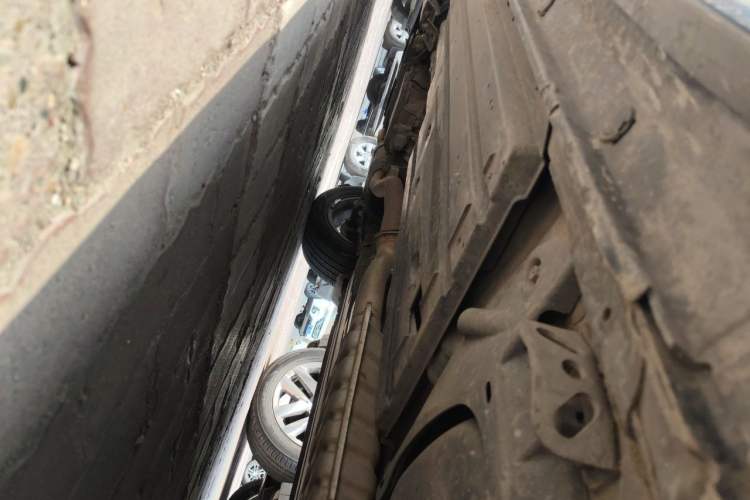 Used Subaru Outback 2013 2.5i Sport Edition Chassis Rear Left