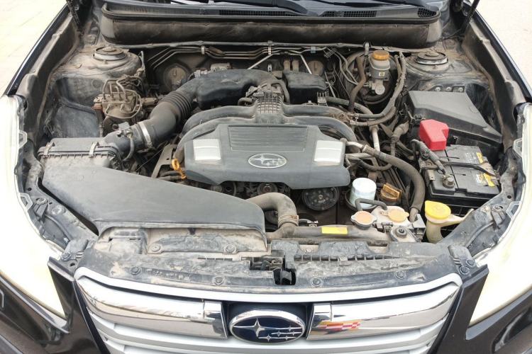 Used Subaru Outback 2013 2.5i Luxury Edition Engine Bay