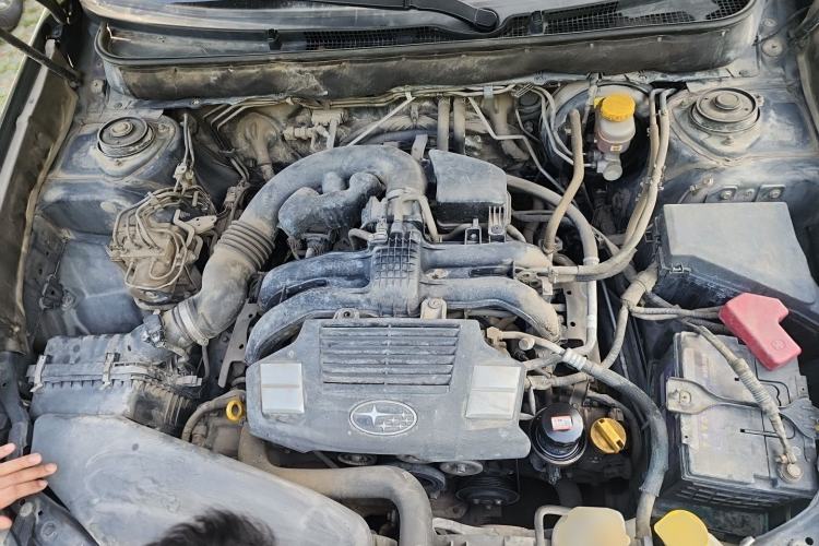 Used Subaru Outback 2013 2.5i Luxury Edition Engine Bay