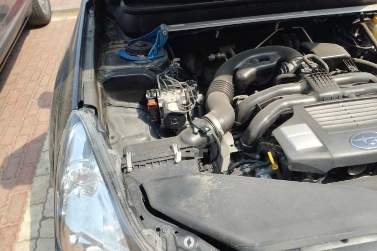 Used Subaru Outback 2013 2.5i Sport Edition Engine Bay Right