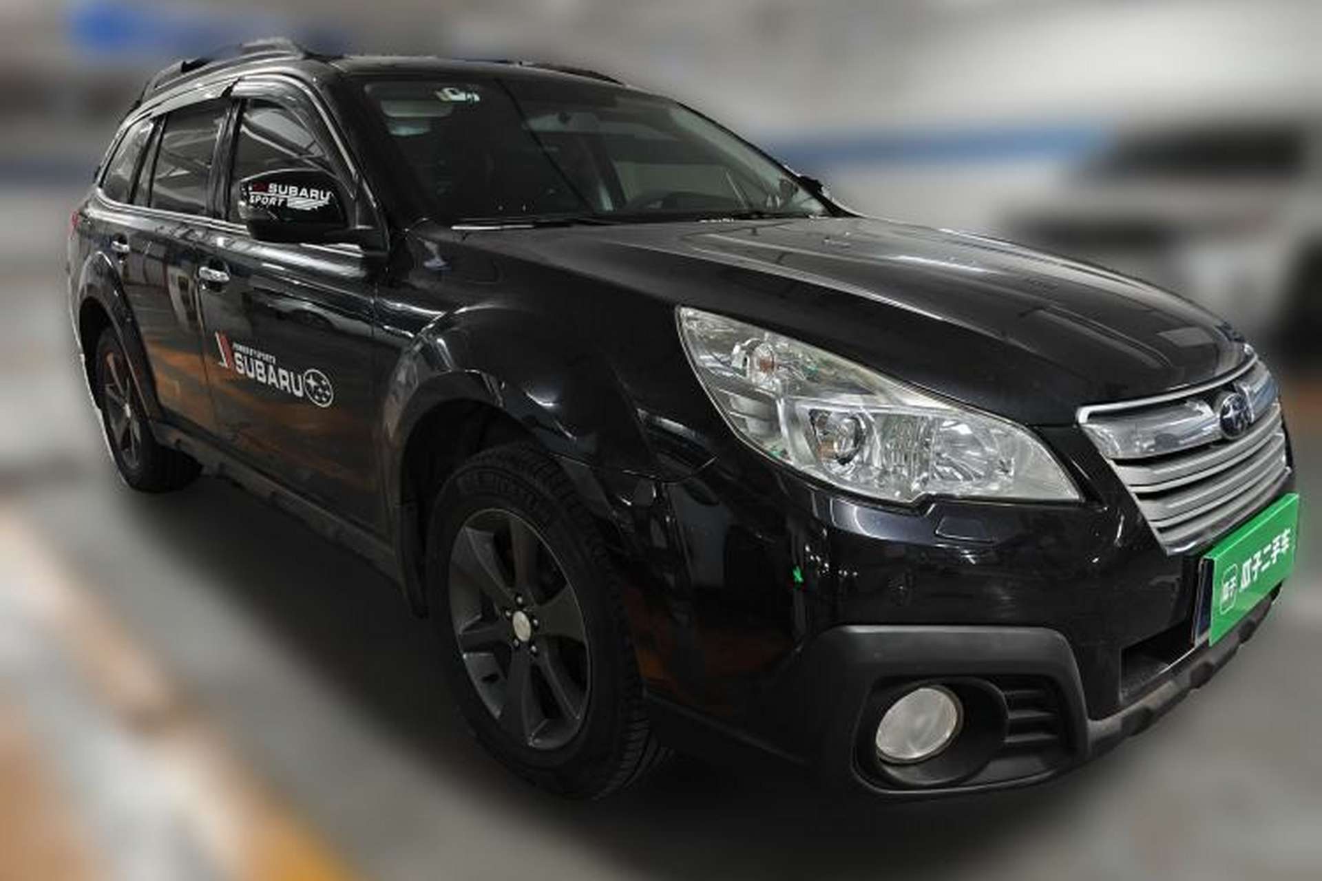 Used Subaru Outback 2013 2.5i Luxury Edition Front Right 45 Deg