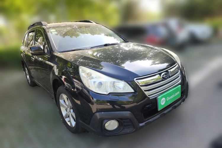 Used Subaru Outback 2013 2.5i Luxury Edition Front Right 45 Deg