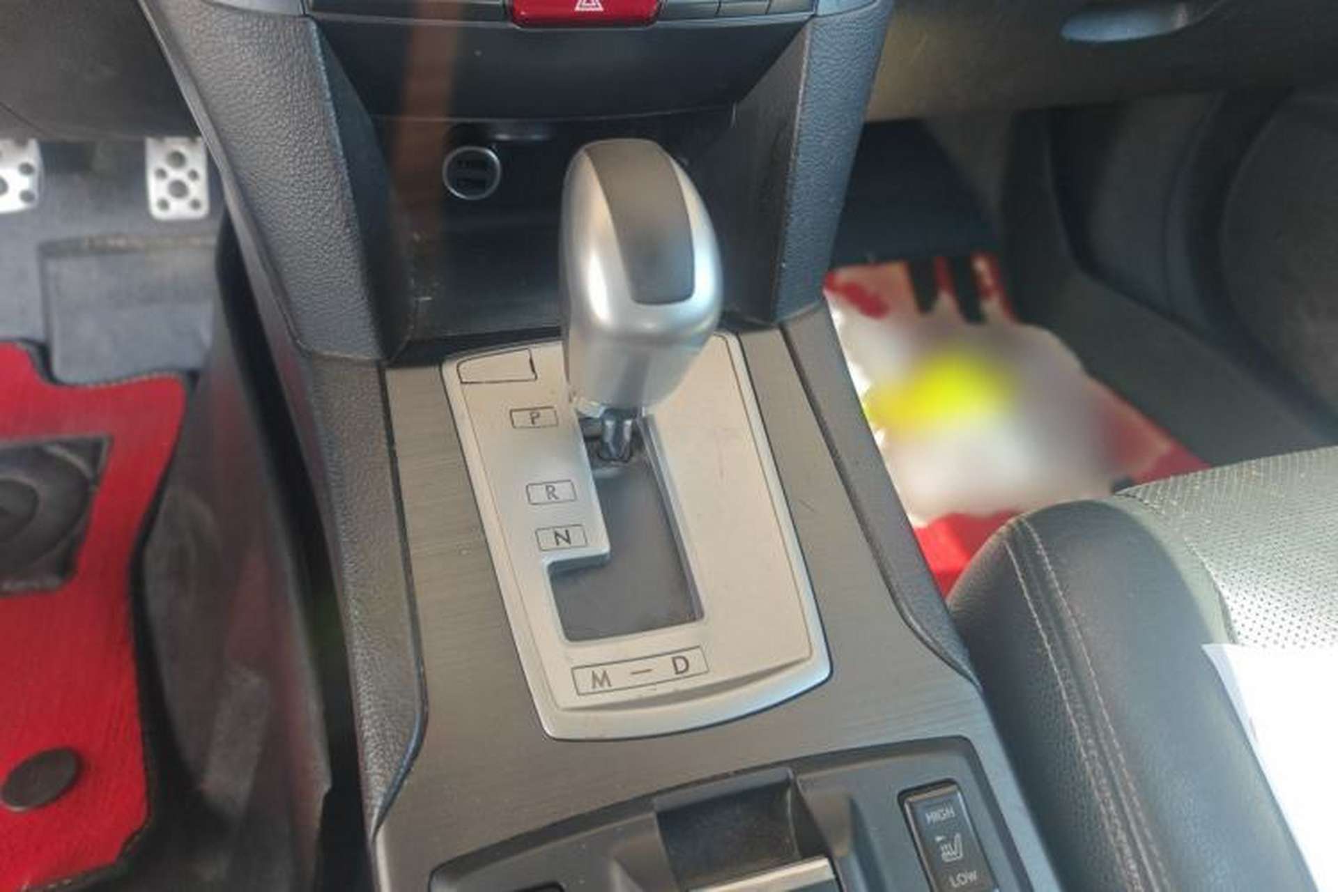Used Subaru Outback 2013 2.5i Luxury Edition Gear Lever