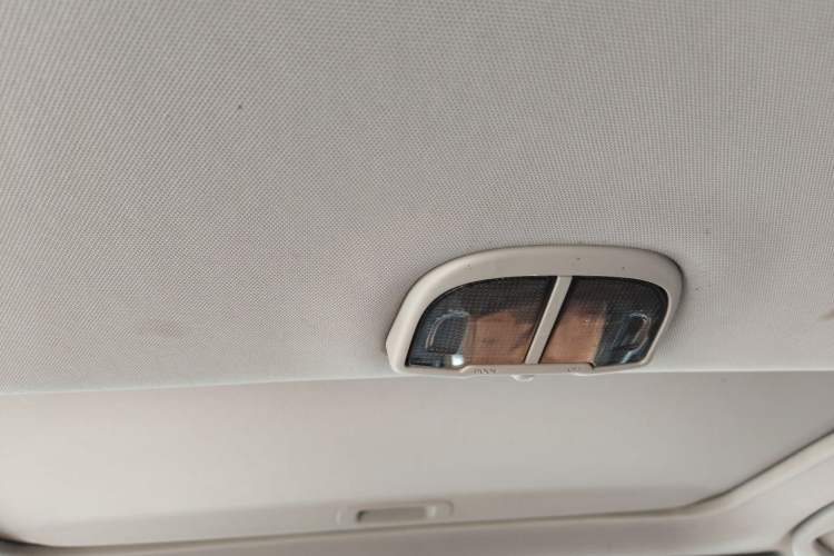 Used Subaru Outback 2013 2.5i Sport Edition Headliner