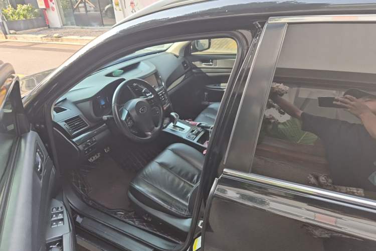 Used Subaru Outback 2013 2.5i Sport Edition Left Front Seat