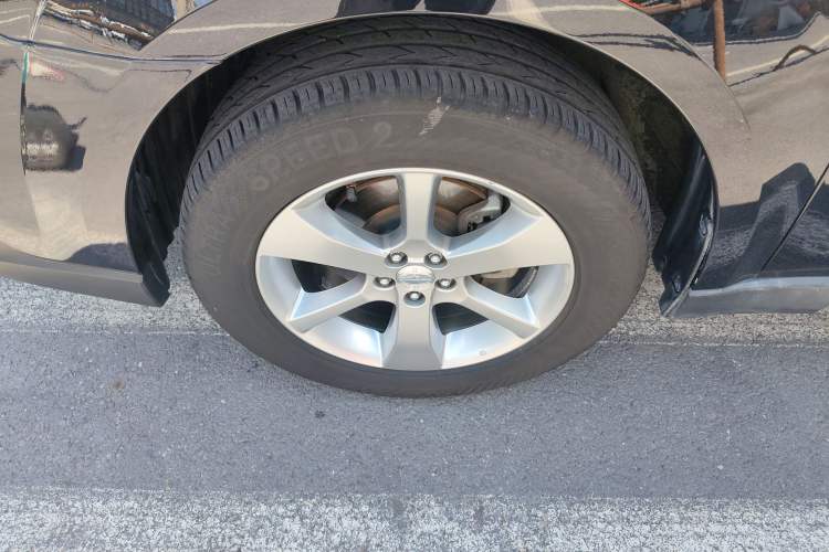Used Subaru Outback 2013 2.5i Luxury Edition Left Front Wheel Hub