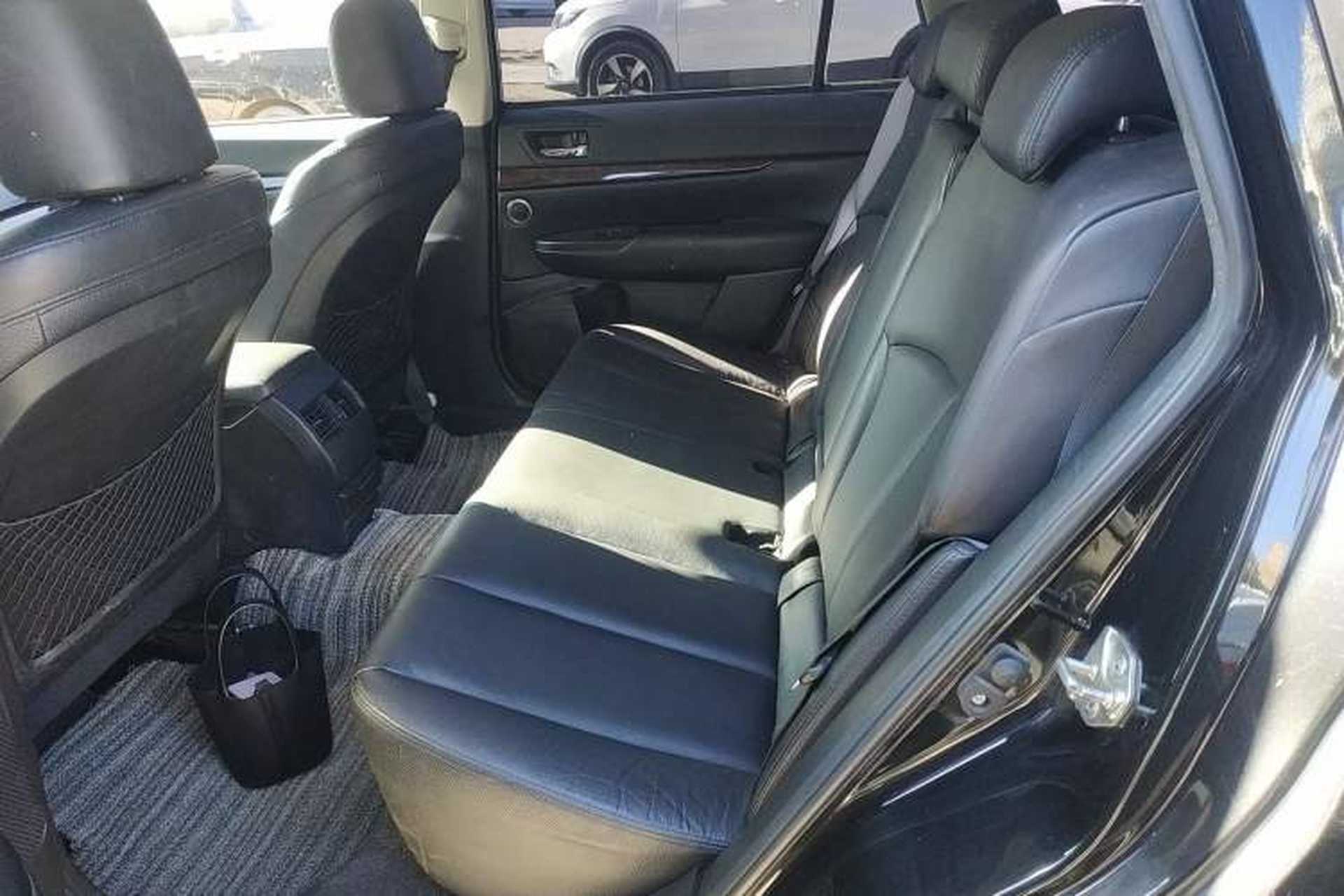 Used Subaru Outback 2013 2.5i Luxury Edition Left Rear Seat