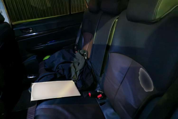 Used Subaru Outback 2013 2.5i Luxury Edition Left Rear Seat