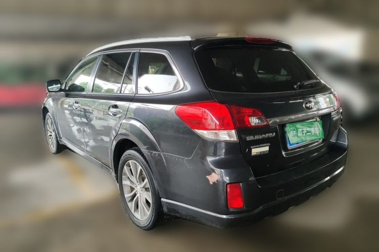 Used Subaru Outback 2013 2.5i Luxury Edition Rear Left 45 Deg