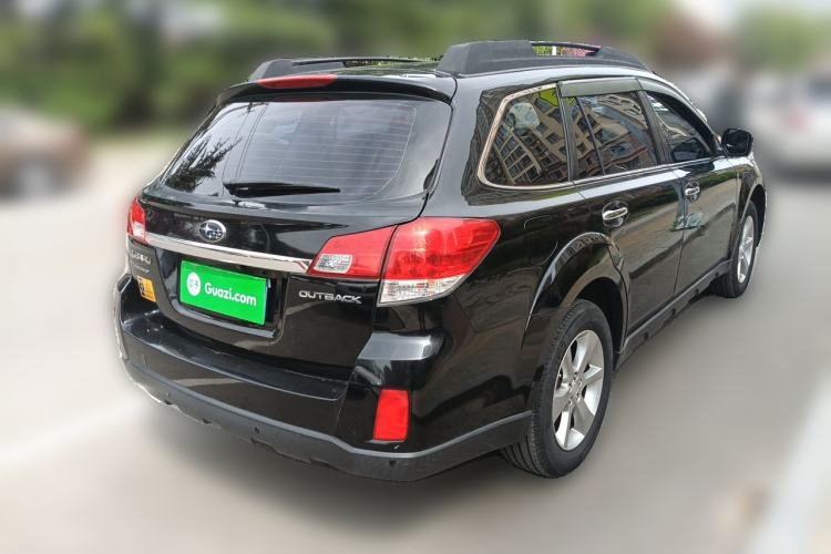 Used Subaru Outback 2013 2.5i Luxury Edition Rear Right 45 Deg