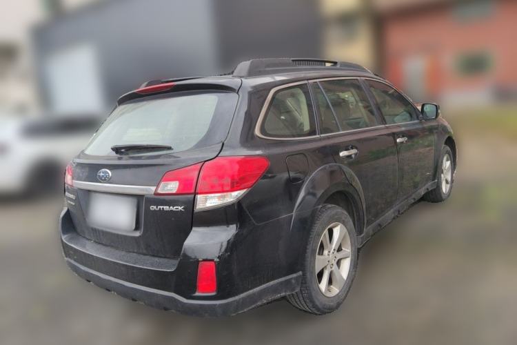 Used Subaru Outback 2013 2.5i Luxury Edition Rear Right 45 Deg