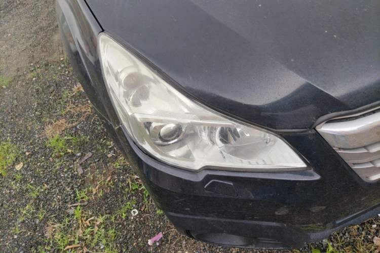 Used Subaru Outback 2013 2.5i Luxury Edition Right Front Headlight