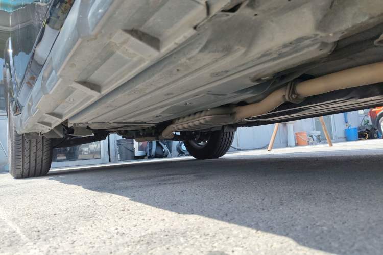 Used Subaru Outback 2013 2.5i Luxury Edition Right Side Sill