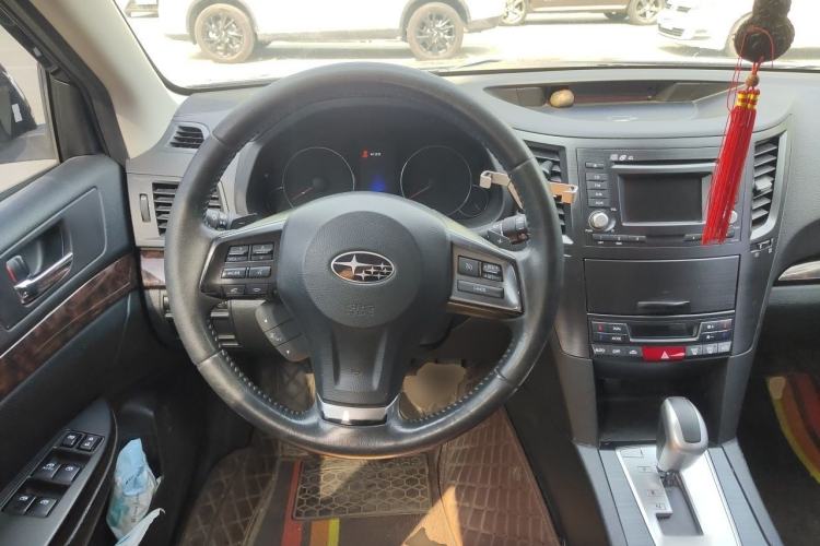 Used Subaru Outback 2013 2.5i Luxury Edition Steering Wheel