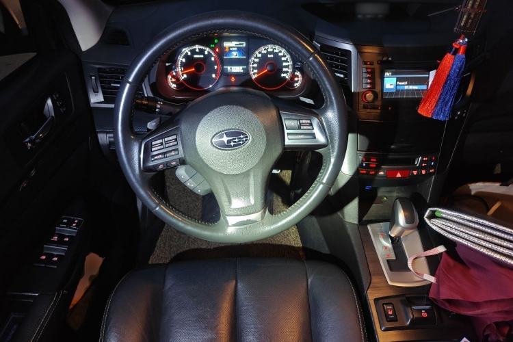 Used Subaru Outback 2013 2.5i Sport Edition Steering Wheel