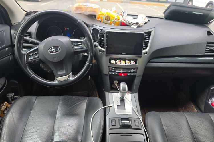 Used Subaru Outback 2013 2.5i Sport Navigation Edition Center Console