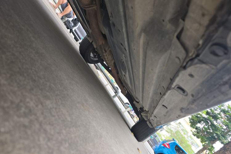 Used Subaru Outback 2013 2.5i Sport Navigation Edition Chassis Front Left